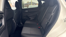 Nissan Qashqai 1.3 DiG-T MH N-Connecta 5dr Petrol Hatchback